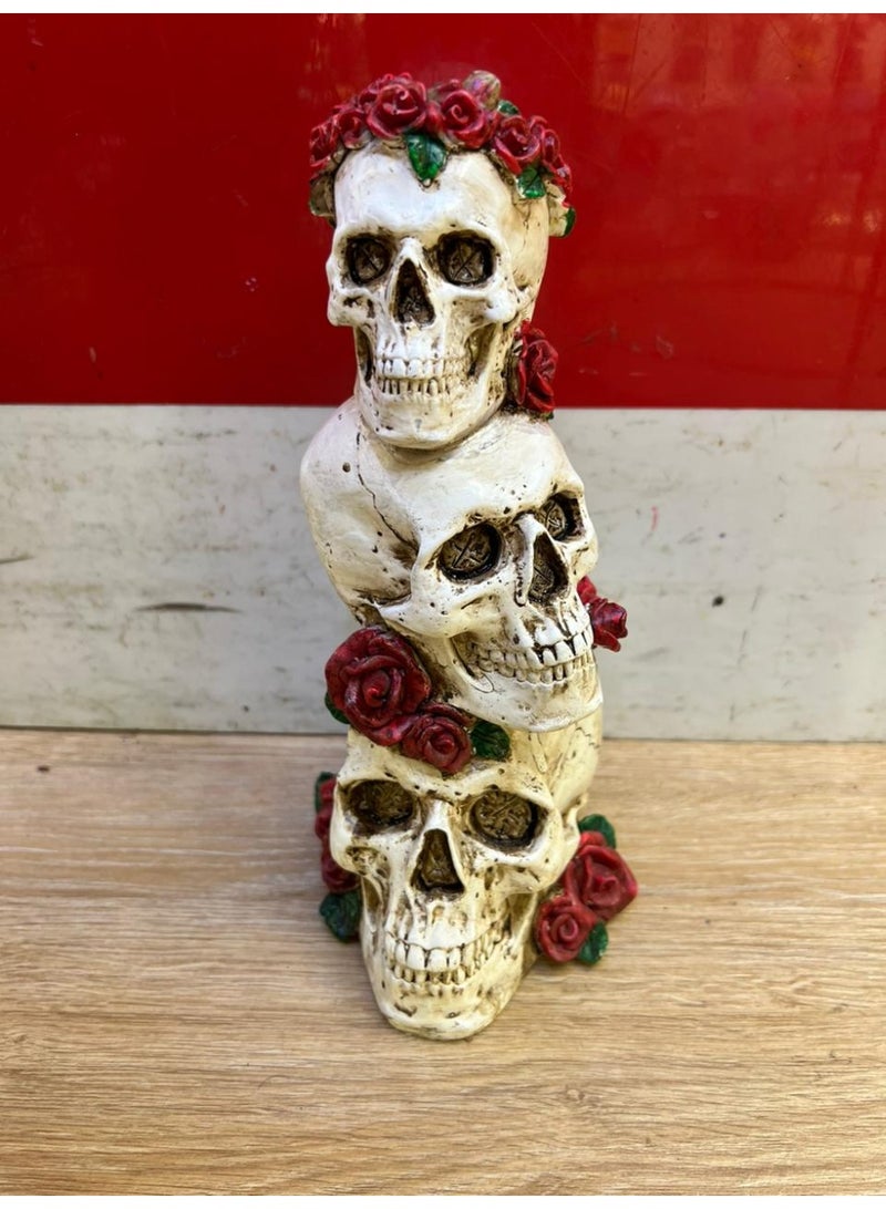 Stacked Skull Decorative Figurine with Rose Details – Resin Home Décor Statue - Image 2